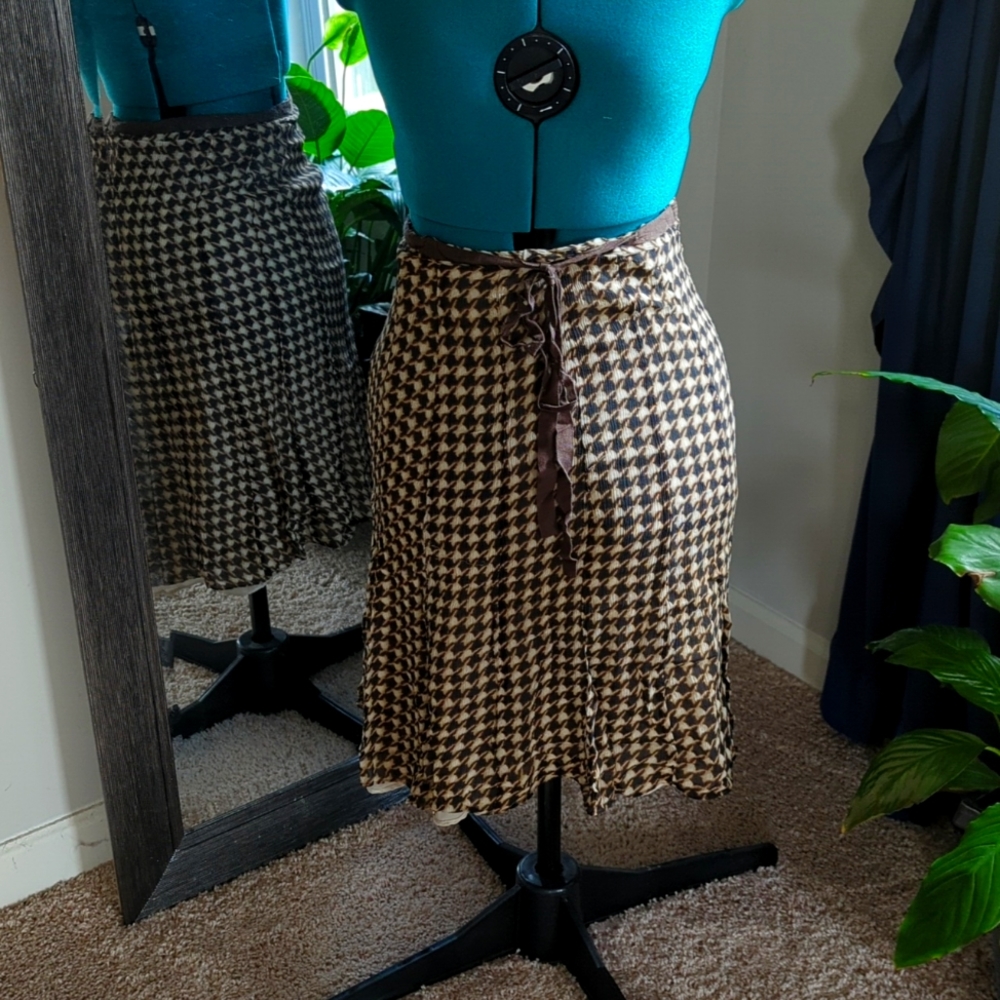 Size 6 Silk Skirt